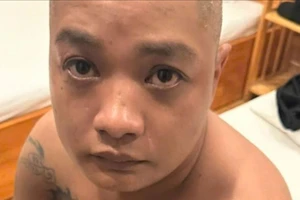 Dàn cảnh mua cà phê để trộm xe máy 