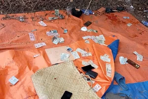 Ngày mồng 2 Tết, công an tỉnh Tây Ninh bắt giữ 72 người chơi đá gà