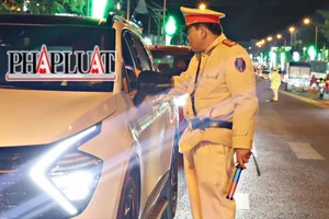 1 phụ nữ ở Lâm Đồng say xỉn khi lái xe bị tước bằng lái 23 tháng