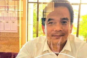 Tài xế taxi mang 240 triệu đến ngân hàng trả lại cho người chuyển nhầm