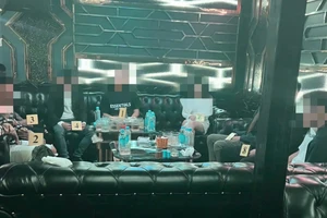 Kiểm tra quán bar lớn nhất TP Bảo Lộc, phát hiện nhiều người dương tính ma túy