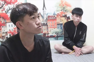 Cướp giật túi của du khách ở hồ Xuân Hương, 2 thanh niên bị bắt sau 4 giờ