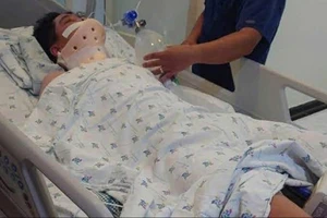 Công an xác minh vụ nam sinh lớp 8 nhập viện