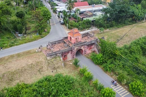 Di tích thành cổ Diên Khánh đã được dọn vệ sinh, cắt cỏ