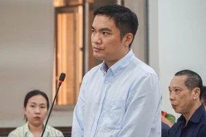 Cựu cán bộ Bộ Công an bị đề nghị 4-5 năm tù vì nhận hối lộ để bảo kê sòng bài