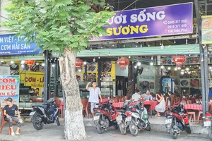 Chủ quán 'hải sản Thanh Sương’ nhái ở Nha Trang bị phạt gần 21 triệu đồng