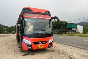 Tài xế vi phạm nồng độ cồn khi đang chở 33 hành khách