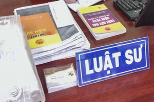 1 luật sư bị kỷ luật vì khách hàng tố cáo không ký hợp đồng dịch vụ pháp lý