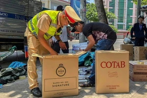 Công an đánh sập đường dây tuồn thuốc lá lậu từ cửa khẩu Lệ Thanh về Phú Yên