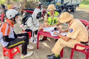 Phú Yên: 10 ngày, gần 500 học sinh vi phạm giao thông bị phạt