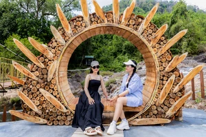 Đến Yang Bay để trải nghiệm món ngon từ thịt đà điểu