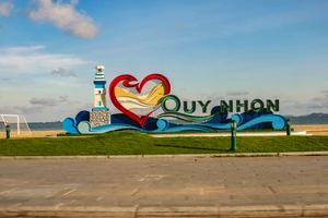 Thủ tướng: Bình Định là điểm sáng về chuyển đổi số trong cả nước