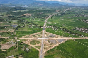 Xây trạm dừng nghỉ ở cao tốc Vân Phong - Nha Trang