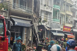 Cháy nhà ở Nha Trang, 4 người tử vong