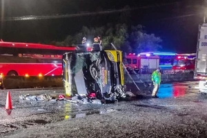 Hiện trường vụ tai nạn nghiêm trọng ở Phú Yên khiến ít nhất 3 người chết