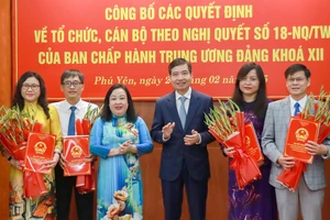 Tỉnh Phú Yên có 14 lãnh đạo sở, ngành xin nghỉ hưu trước tuổi
