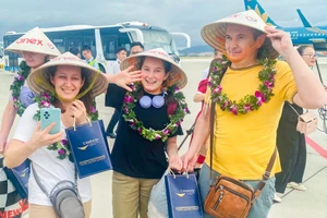 Hơn 230 hành khách trên chuyến bay thẳng từ Nga đã đến Cam Ranh