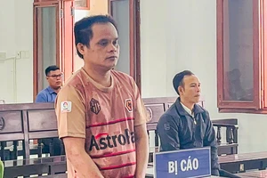 Câu chửi 'ngu như bò' trong đám giỗ