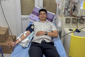 Cán bộ công an hiến tiểu cầu cứu sản phụ qua cơn nguy kịch