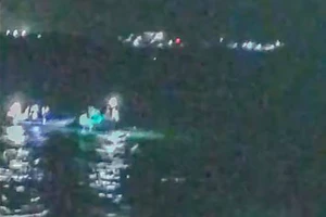 Tìm thấy thi thể người đàn ông đi đào cây cảnh trên vịnh Vân Phong