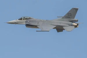 Mỹ bán gói huấn luyện phi công hàng triệu USD cho Đài Loan