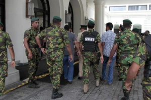 Sri Lanka phát hiện hàng chục kíp nổ tại bến xe