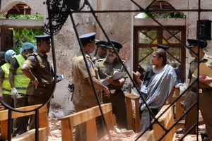 Cảnh sát trưởng Sri Lanka kiên quyết không từ chức 