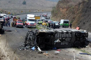 Ít nhất 23 người thiệt mạng trong tai nạn xe buýt ở Mexico