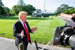 Ông Trump thừa nhận Nga giúp ông đắc cử tổng thống?