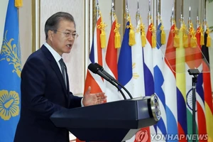 Ông Moon: Sẽ ngăn 'cuộc chiến khác' trên bán đảo Triều Tiên 