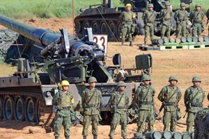 Trung Quốc kịch liệt phản đối Mỹ bán vũ khí cho Đài Loan