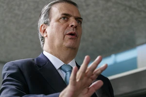 Mexico dọa sẽ có phản ứng trước Mỹ trong vụ xả súng ở Texas