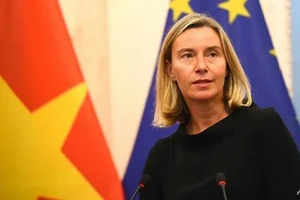 EU lên tiếng chỉ trích Trung Quốc quân sự hóa biển Đông