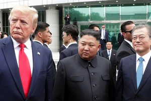 Nước cờ 'nóng tên lửa, lạnh đàm phán' của Triều Tiên