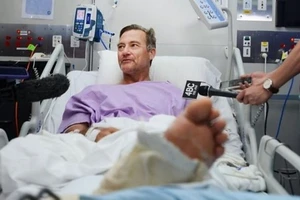 Người đàn ông Úc gãy tay chân, sống sót hai ngày trong rừng