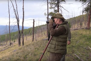 Video: Kỳ nghỉ của Tổng thống Putin ở Siberia hoang dã