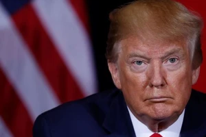 Điều tra luận tội ông Trump: 3 quan chức bị gửi trát hầu tòa