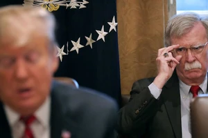 Ông John Bolton sẽ tham gia điều tra luận tội ông Trump?