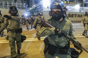 Đối phó biểu tình, Hong Kong thuê thêm 1.000 cảnh sát