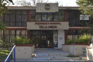 Đấu súng dữ dội giữa cảnh sát Mexico và băng đảng buôn ma túy