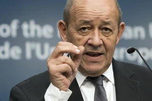 Ngoại trưởng Pháp Jean-Yves Le Drian