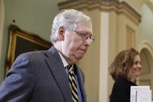 Thượng viện chưa bỏ phiếu bác bỏ yêu cầu triệu tập thêm nhân chứng mới đến phiên tòa luận tội Tổng thống. Ảnh: AP