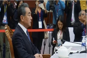 Bộ trưởng Ngoại giao Trung Quốc Vương Nghị tại thủ đô Vientiane, Lào ngày 20-2. Ảnh: AFP 