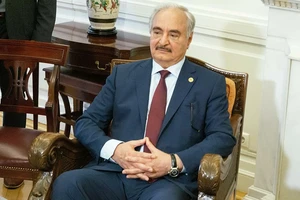 Tướng Khalifa Haftar nói Thổ Nhĩ Kỳ là một điều kiện cho lệnh ngừng bắn. Ảnh: RIA NOVOSTI