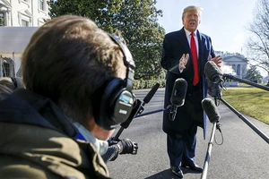 Tổng thống Mỹ Donald Trump cáo buộc ông Adam Schiff đã làm rò rỉ thông tin mật về việc Nga can thiệp bầu cử năm 2020. Ảnh: AP