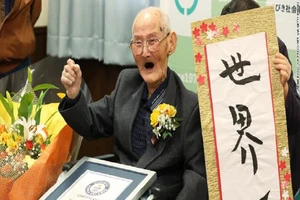 Cụ ông cao tuổi nhất thế giới vừa qua đời ở tuổi 112. Ảnh: CNN