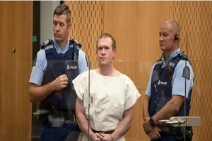 Tên Brenton Tarrant đã nhận hết mọi tội danh về vụ xả súng khiến 51 người thiệt mạng hồi năm 2019 tại New Zealand. Ảnh: AFP