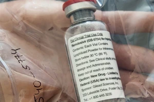 Một lo thuốc Remdesivir dùng trong thử nghiệm điều trị COVID-19. Ảnh: REUTERS