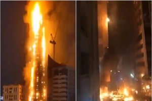 Tháp Abbco 48 tầng ở Sharjah (UAE) cháy phừng phực tối 5-5. Ảnh: RT
