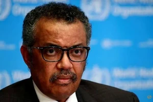 Tổng giám đốc Tổ chức Y tế Thế giới (WHO) cảnh báo những rủi ro về việc có thể phong tỏa lại nếu các quốc gia không kiểm soát đại dịch